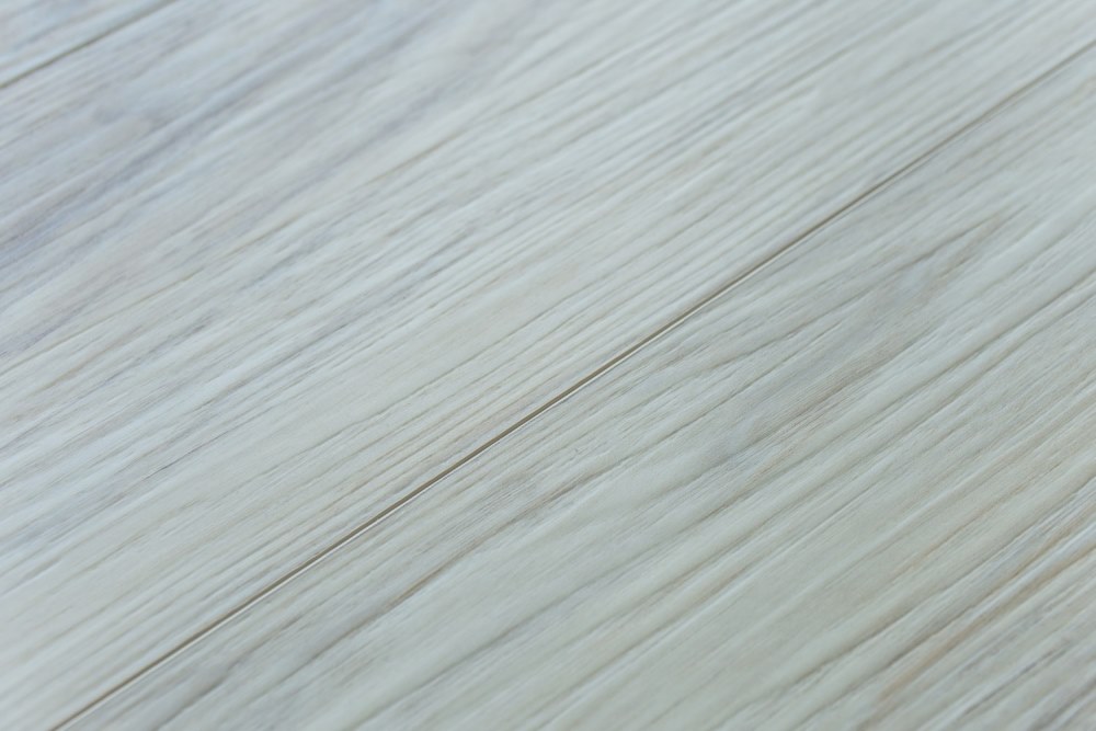 Замковая ПВХ плитка "Art Tile" Клён Жемчужный (1220*152*5 мм) — купить в Волгограде