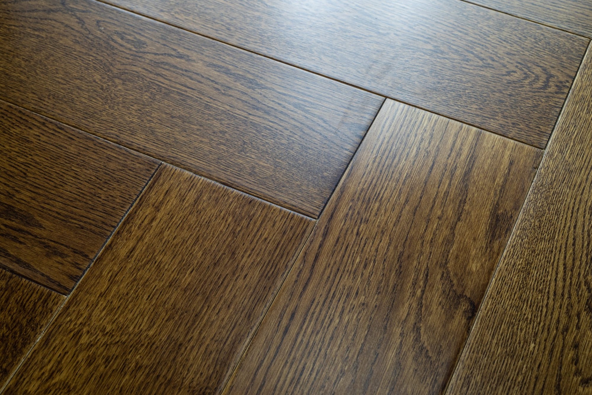 Инженерный паркет «Damy Floor» Ореховый (укладка елочкой) — купить в Волгограде