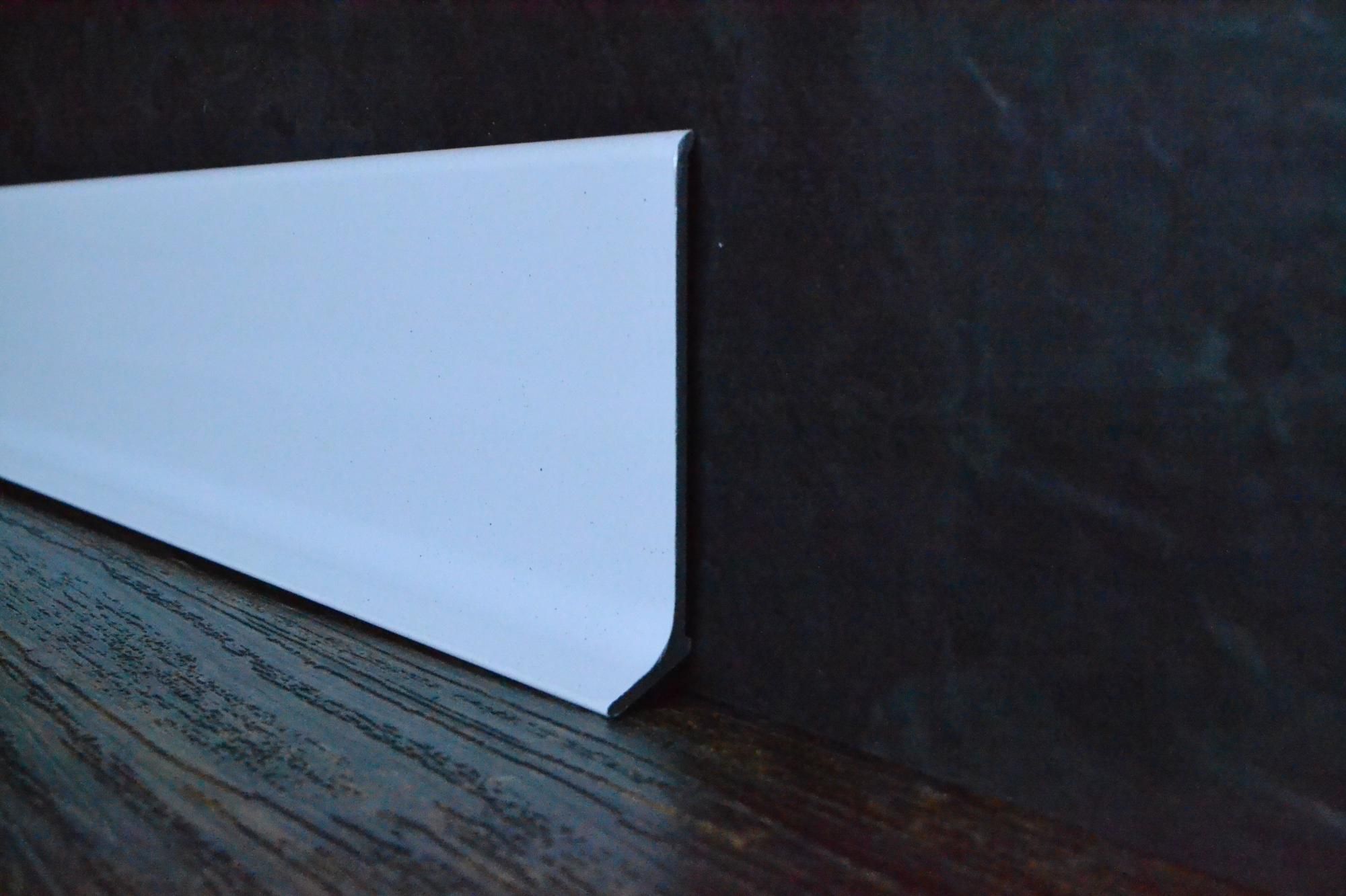 Плинтус алюминиевый L-образный белый (2500*11*60 мм) — купить в Волгограде