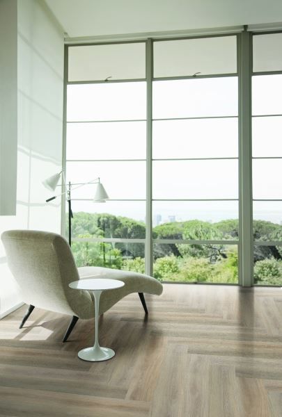 Кварцвиниловая плитка "LG" Орешник классический (1200*180*2 мм) — купить в Волгограде