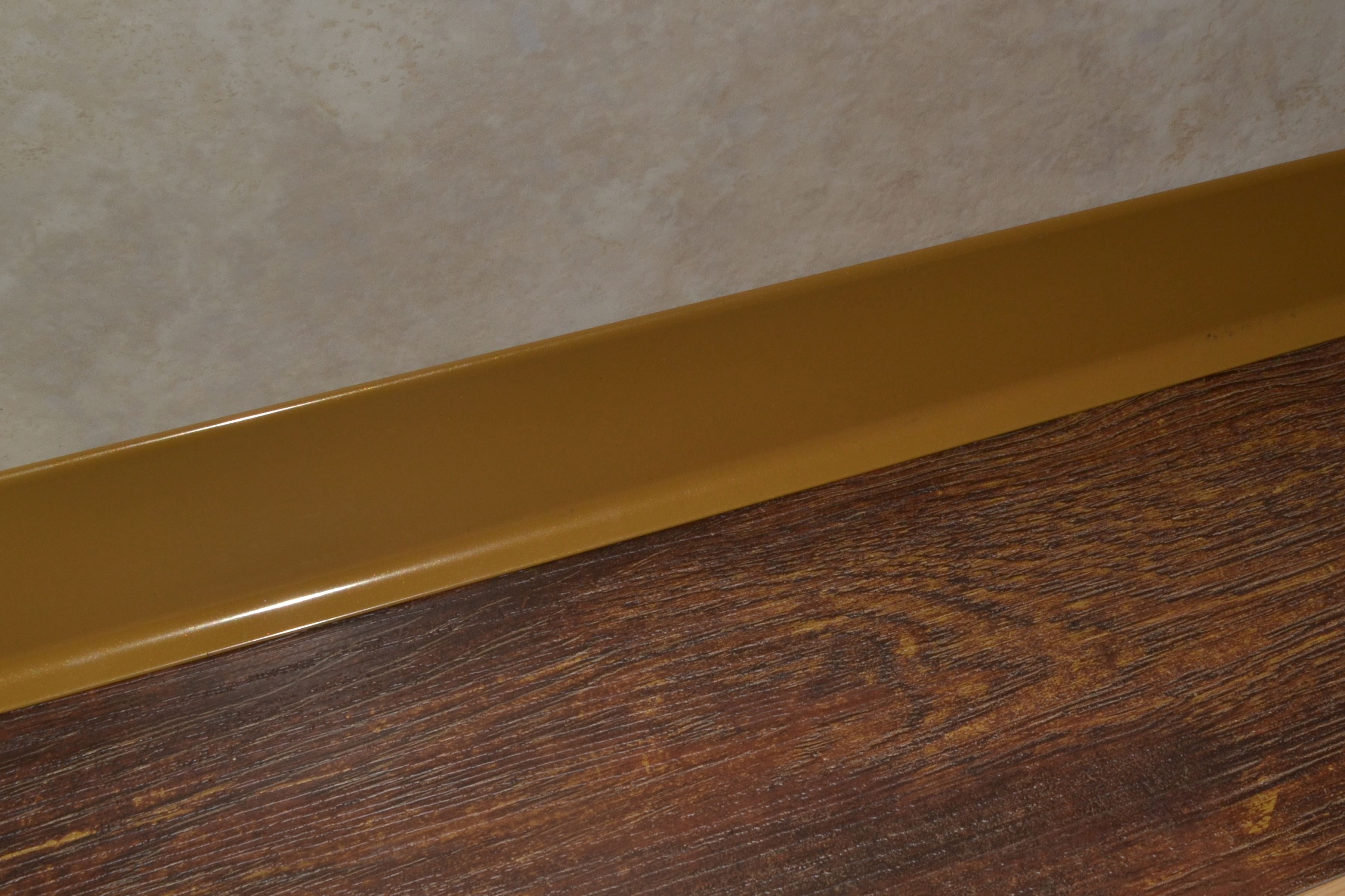 Плинтус алюминиевый L-образный золотой (2500*11*60 мм) — купить в Волгограде